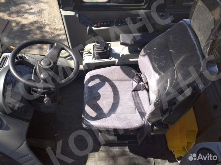 Фронтальный погрузчик XCMG LW300KN, 2023