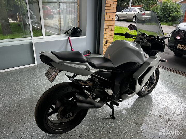 Yamaha FZ1