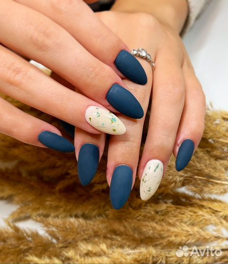 Маникюр педикюр