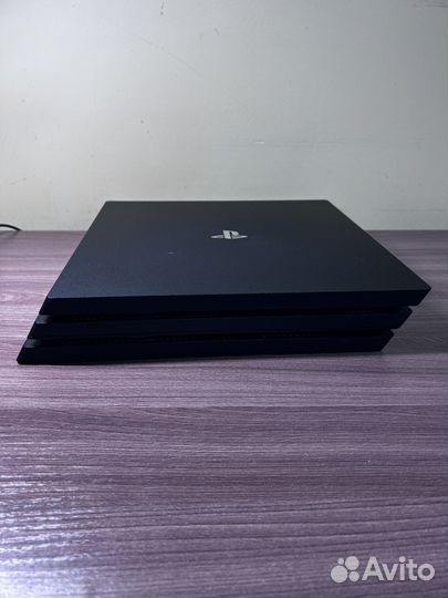 Sony PS4 Pro 1tb