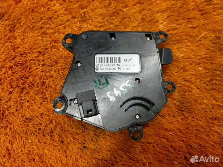 Блок управления сиденьем передний правый