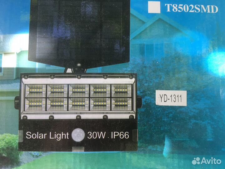 Новинка Прожектор на солнечной батарее