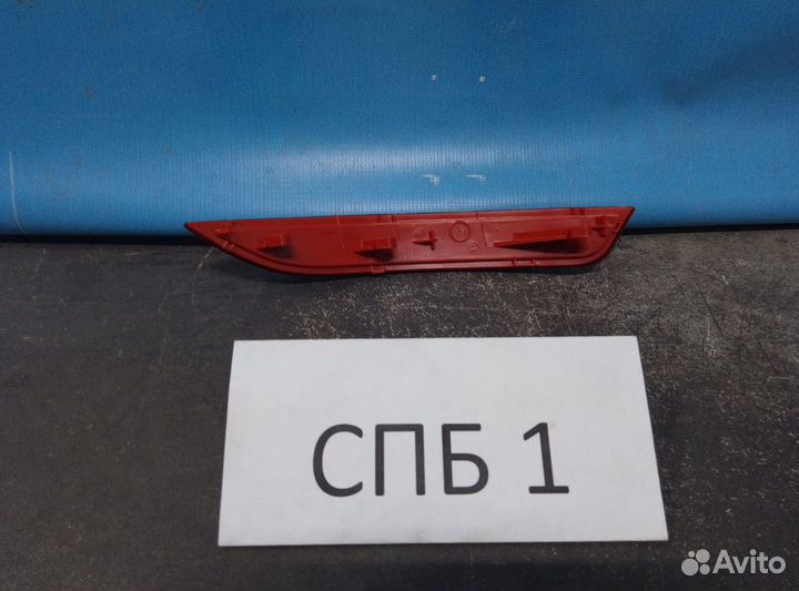 Отражатель левый Volkswagen Jetta 6 2010