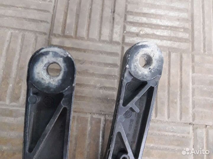 Поводки дворников Skoda Octavia A5 2010г