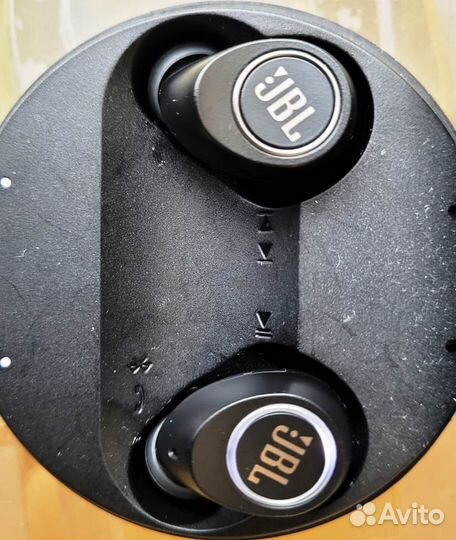 Беспроводные наушники jbl X оригинал новые