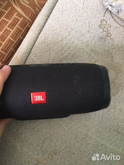 Колонка jbl charge 3