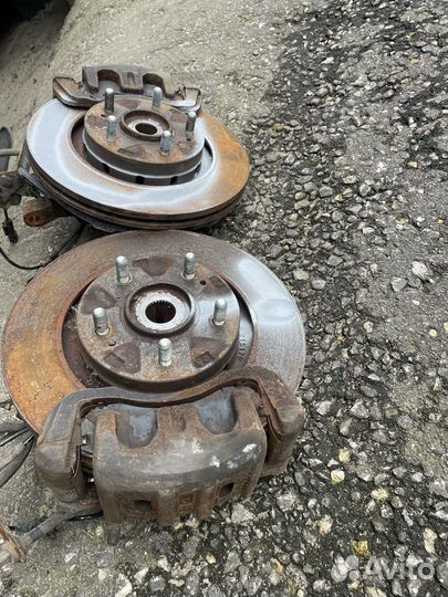 Поворотный кулак mitsubishi outlander 3