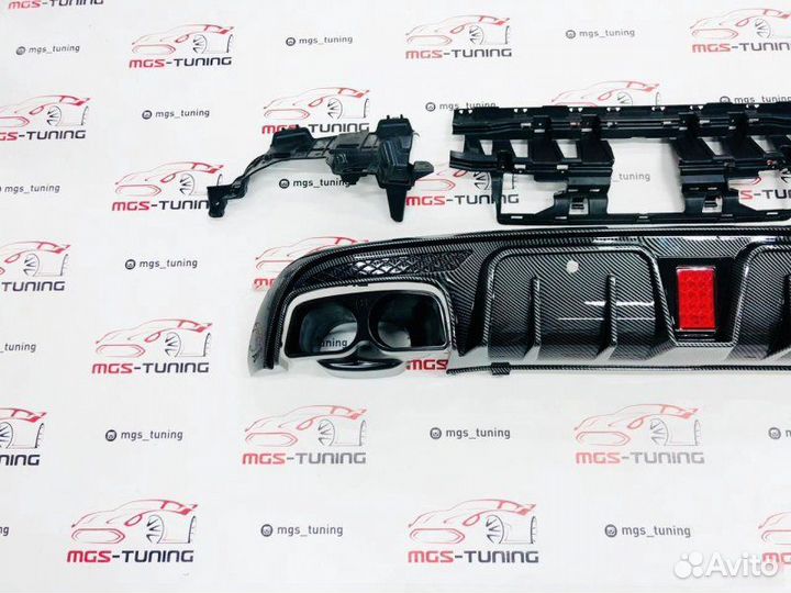 Диффузор с насадками (B) под карбон C-Class 205