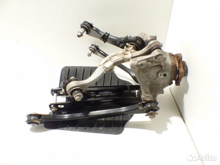 Кулак задний рычаги правый бмв G30 G31 bmw