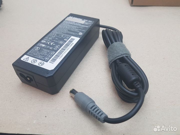 Блок питания для ноутбука Lenovo 90w Flat