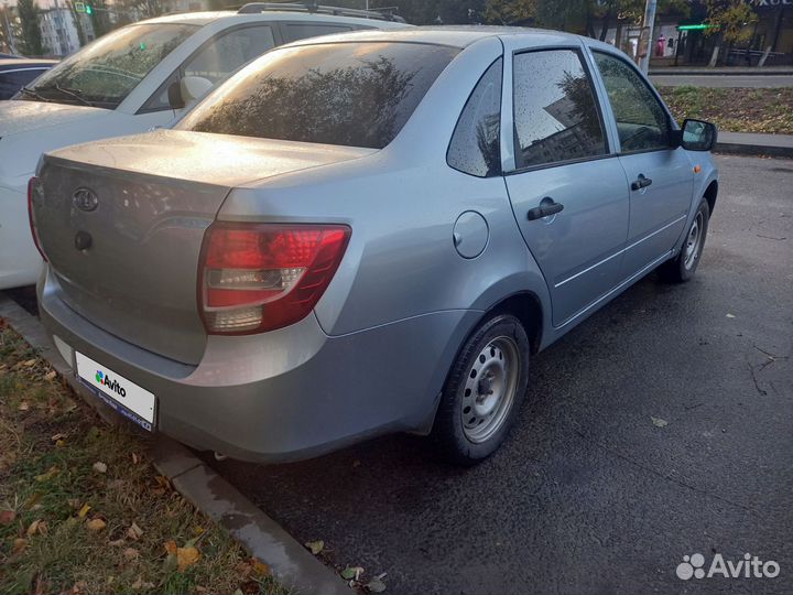 LADA Granta 1.6 МТ, 2013, 274 000 км