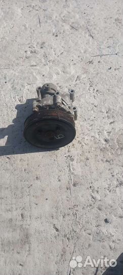 Помпа Kia Sorento XM