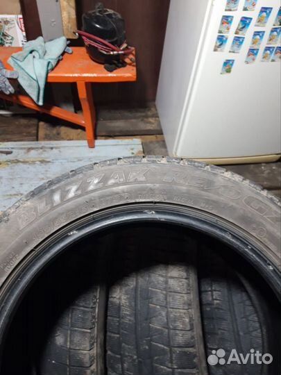 Bridgestone Blizzak Revo GZ 195/55 R16 87S