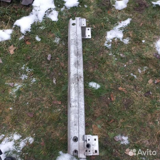 Брус бампера бмв х6 ф16