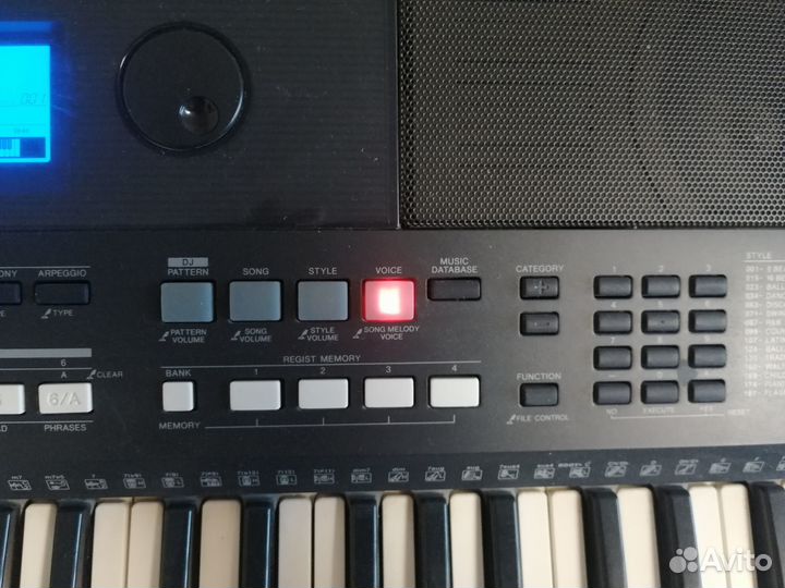 Синтезатор yamaha psr Е433