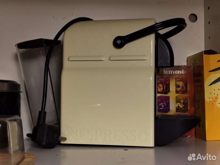 Кофемашина De'Longhi Nespresso