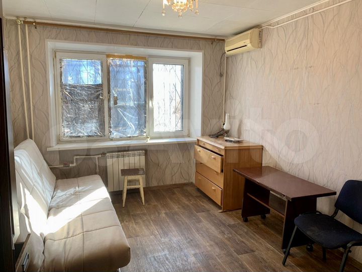 Комната 18 м² в 1-к., 2/4 эт.