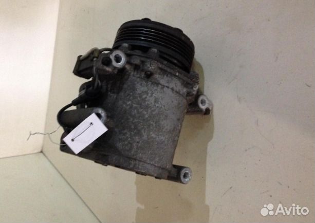 Компрессор кондиционера Mitsubishi Carisma 1.8