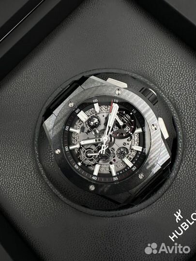 Часы Hublot Big Bang Integrated Black Magic 42 мм