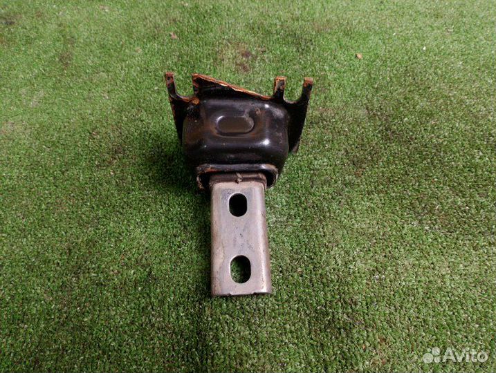 Подушка МКПП Renault Logan 1.6 2017