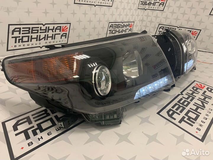 Фары Toyota Land Cruiser 2012-2015 год B0122