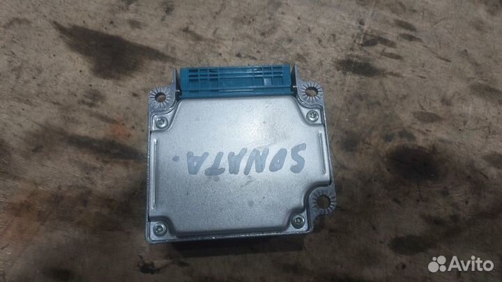 Блок управления airbag Sonata EF 4 Рест