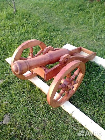 Скворечники/Пушки/Арки/Шпалеры/Телеги/Штурвал