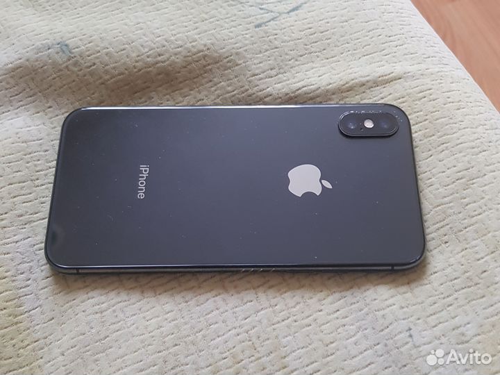 iPhone X, 256 ГБ