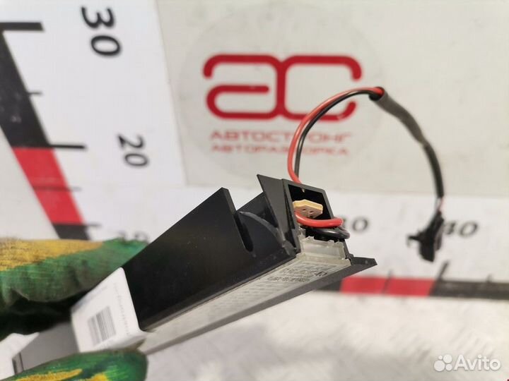 Стоп-сигнал Nissan Primera P11 2000 265909F600