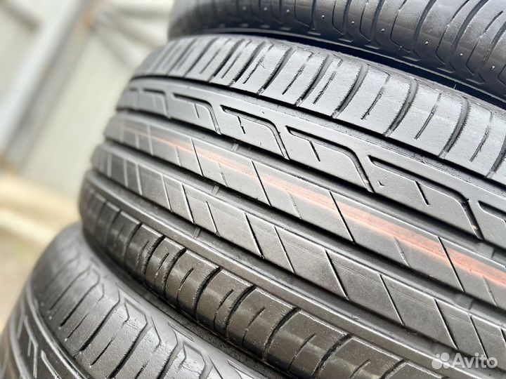 Bridgestone Turanza T001 215/55 R17