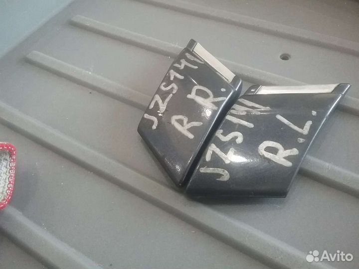 Молнинги задних арок на Тойоту краун в 140 кузовах