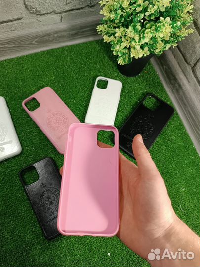 Чехол на iPhone