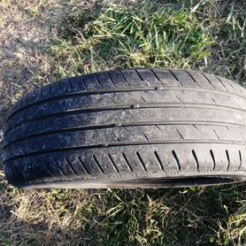 Nexen N'Fera SU4 185/65 R15