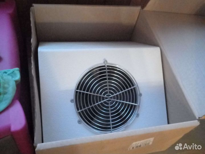 Пылесос для маникюра emil