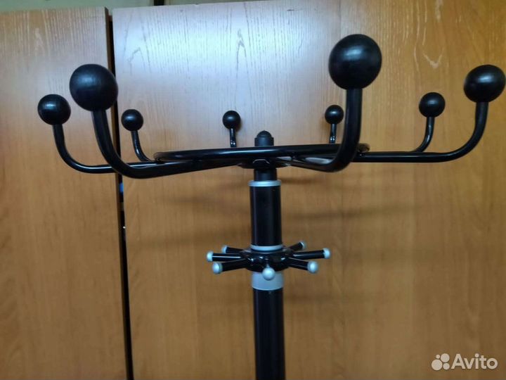 Вешалка напольная