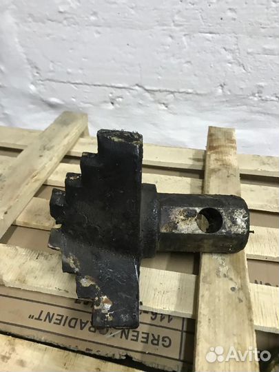 Долото трехлопастное д. 198-Ш55 3дрш