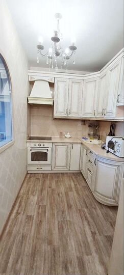 2-к. квартира, 57,6 м², 16/18 эт.