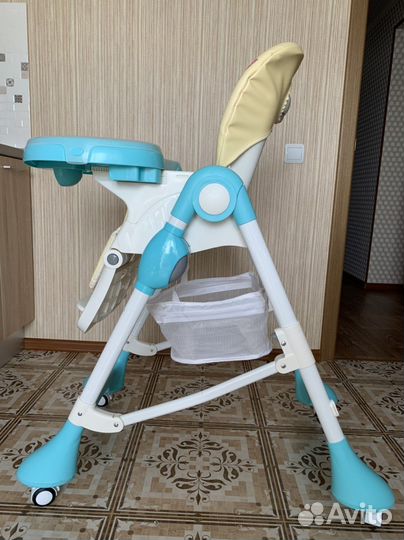 Стульчик для кормления corol