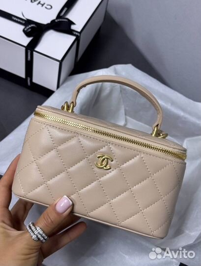 Chanel vanity кейс бьюти серия бежевый