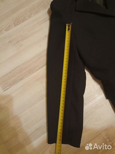 Пиджак на мальчика 7-9 лет