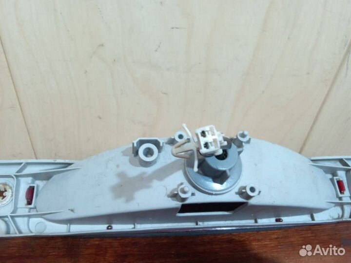 Задний стоп сигналы Kia Shuma (1997 - 2001)