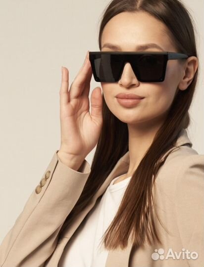 Очки солнцезащитные