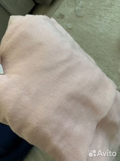 Разные платки и палантины.перчатки