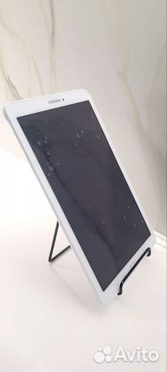 Планшет Samsung Galaxy Tab E