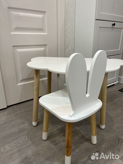 Детский стол и стул