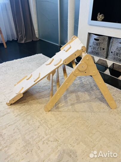 Треугольник Пиклер мини с горкой и скалодромом