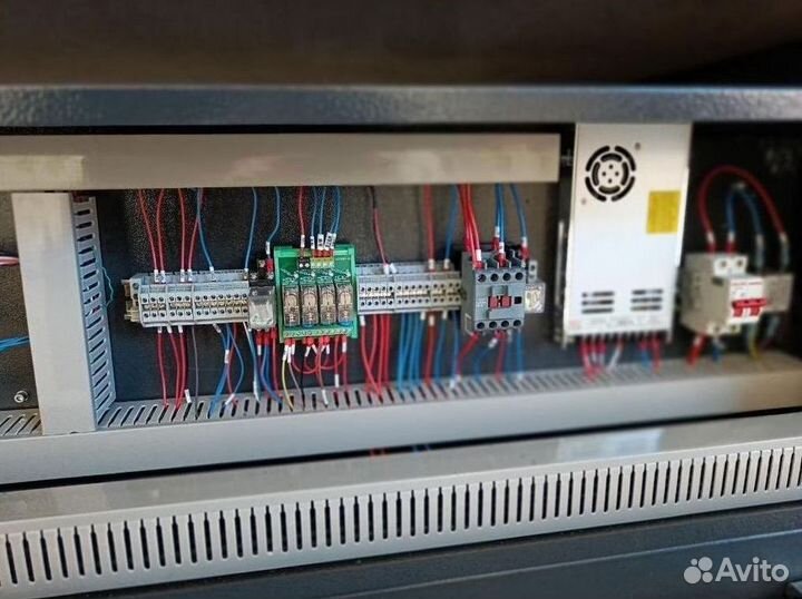 Планшетный режущий плоттер T-CUT DC 1612