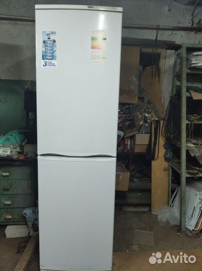 Холодильник атлант бу