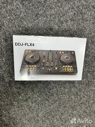 Контроллер Pioneer DDJ-FLX4