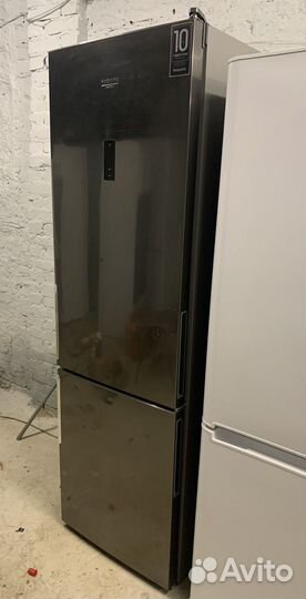 Холодильник hotpoint Ariston No frost 200см